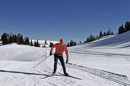 Sci di fondo nella zona turistica di Villach